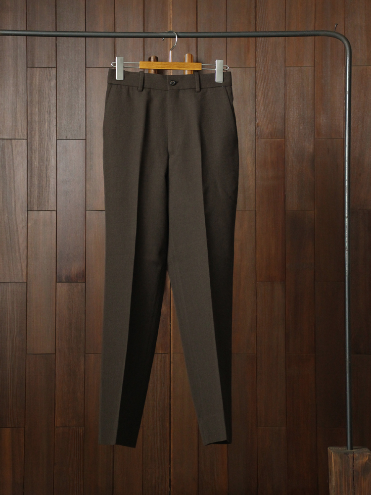 MARKAWARE｜STRAIGHT FIT TROUSERS #TOP BROWN – Diffusion